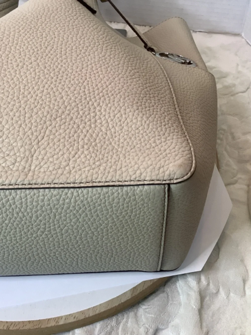 EUC Beige Michael‎ Kors tote shoulder leather bag